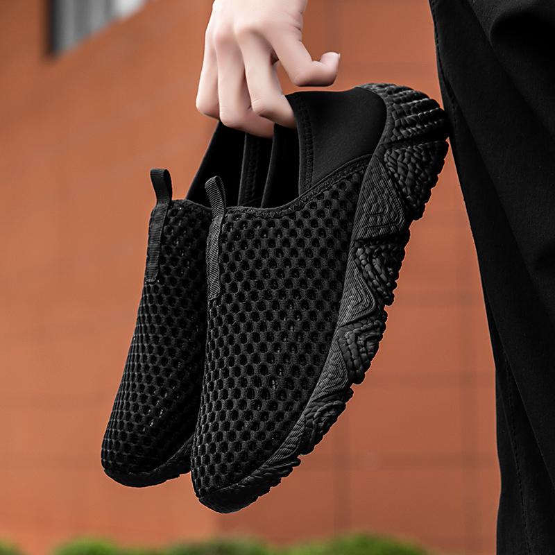 Summer Couple Breathable Mesh Surface Flying Woven Casual Sports Shoes for Men and Women Non-slip Flat Shoes Large Size 45