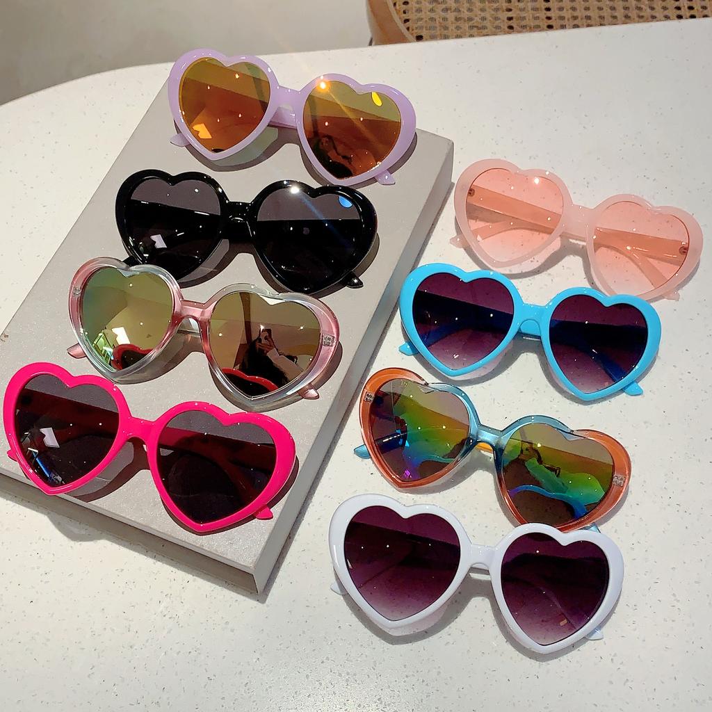 Heart Shaped Sunglasses Stylish Cute Multicolor Mirror Women Shades Trendy Retro Brand Design Fashion Gradient Eyewear