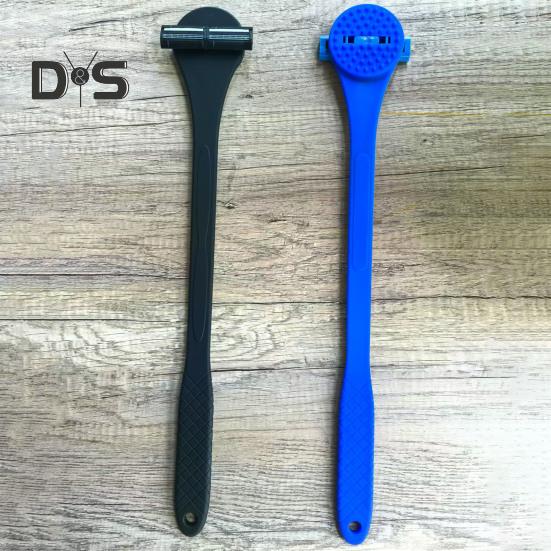 2-In-1 Men Back Shaver with Silicone Long Handle Bath Shower Body Back Scrubber Hair Trimmer Ergonomic Manual Wet Dry Hair Remover Tools