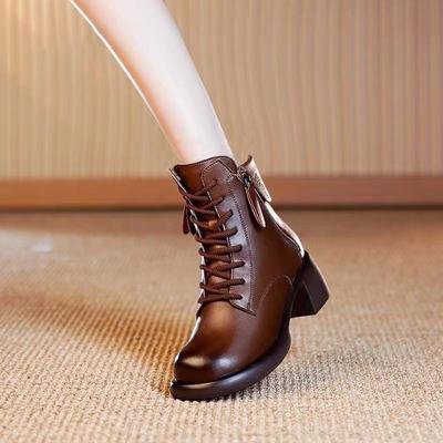 Британский тренд короткие ботинки толстый каблук ботинки Мартина женские зима 2025 новые смешанные и сочетающиеся модные красивые короткие ботинки