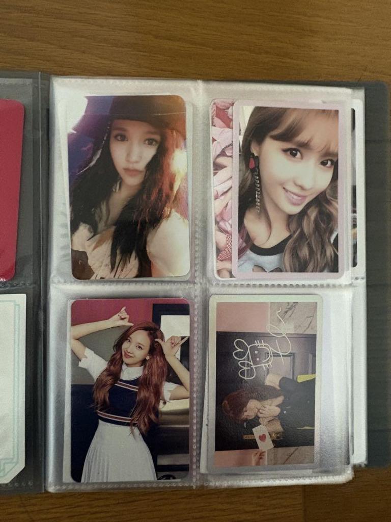 [USED] TWICE CD album set, official light stick and fan, 88 trading cards set