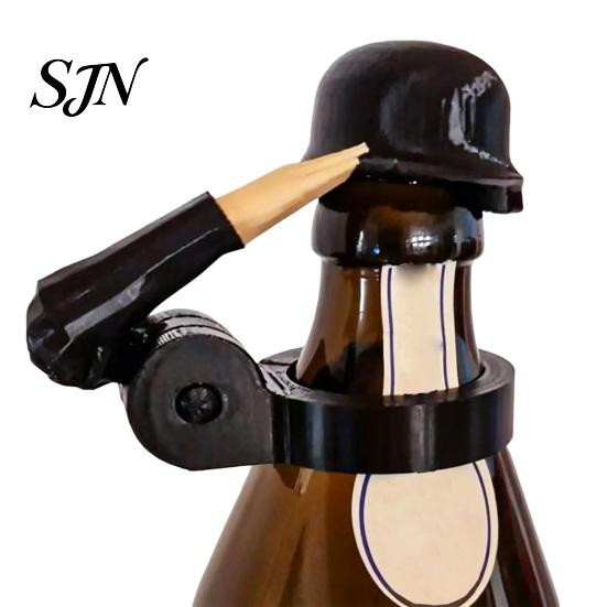 Fresh Drink Bottle Caps 2Pcs Funny Soldier Helmet Caps, Plastic Beer Toppers for Standard Themed Bottles, Reusable Salute Cap Party BBQ Novelty