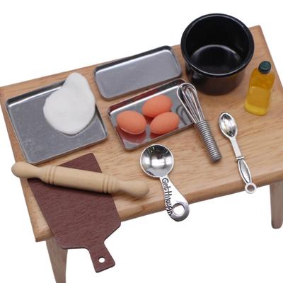 Миниатюрный набор для выпечки для кукольного домика: Скалка и венчик (реквизит)