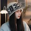 Осень и Зима Новый Стиль Ретро Клетчатая Вязаная Шапка Рыбака для Женщин Корейская Версия с Большим Обхватом Головы и Лицом Маленькая Шерстяная Шляпа-Ведро