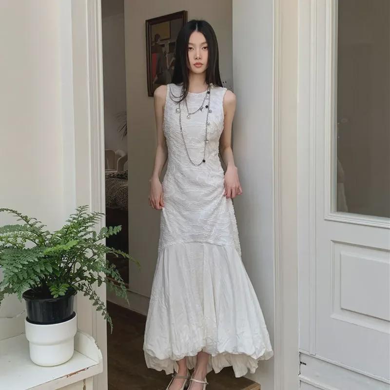 Женская белая юбка Flower Bud, облегающая талию: Стройное и стильное длинное платье с подтяжками на лето 2024 года