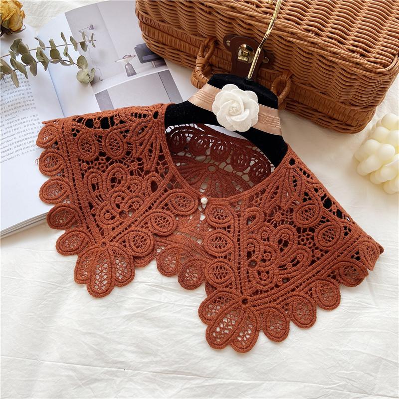 Vintage Shawl O-Neck Doll Fake Collar Shirt Women Hollow Crochet Lace False Collar Detachable Woman Half Shirt Faux Col