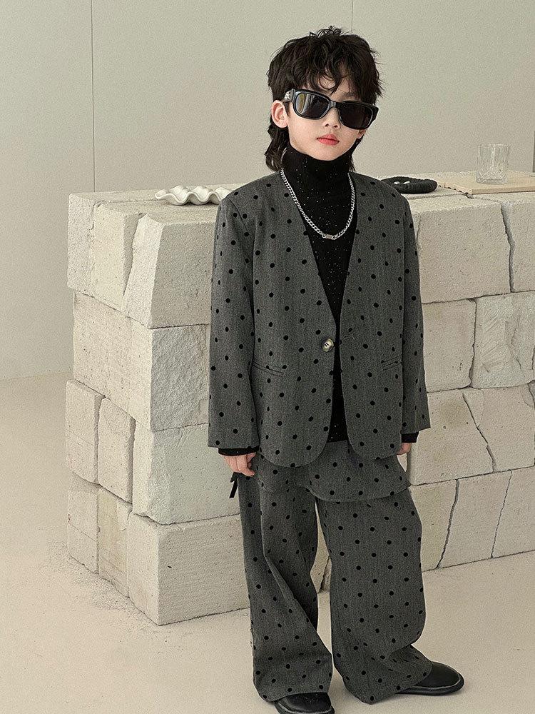 Комплект костюма в горошек в стиле ретро для мальчиков - Уличный стиль на осень 2025, формальная одежда для дней рождения