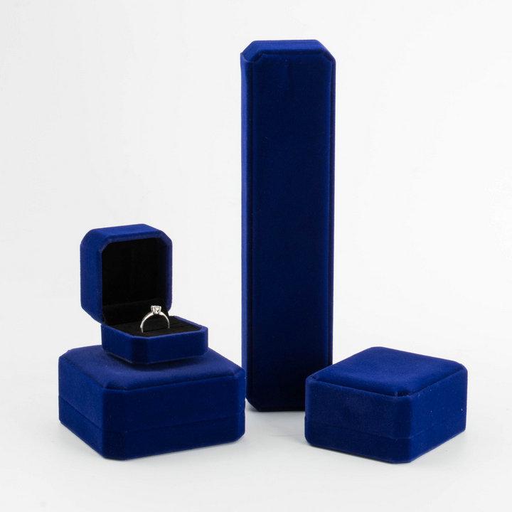 Flannel Jewelry Storage Box for Rings, Bracelets, Earrings, Necklaces, and Pendants