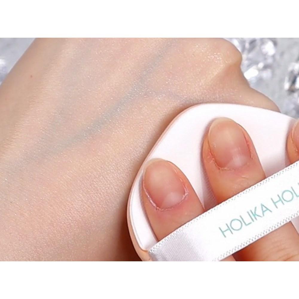 HOLIKA HOLIKA Мягкий солнцезащитный крем Aloe Mild Sun Cushion SPF50+ PA++++, 25 г, 1 шт.