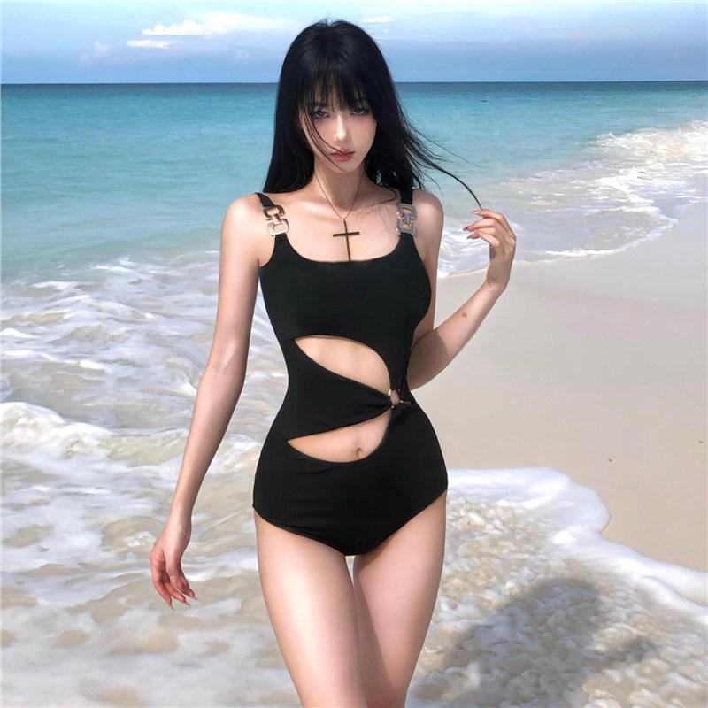 Black one-piece hollowed-out sexy hottie swimsuit female ins slim and thin breasts gather to soak in hot spring summer