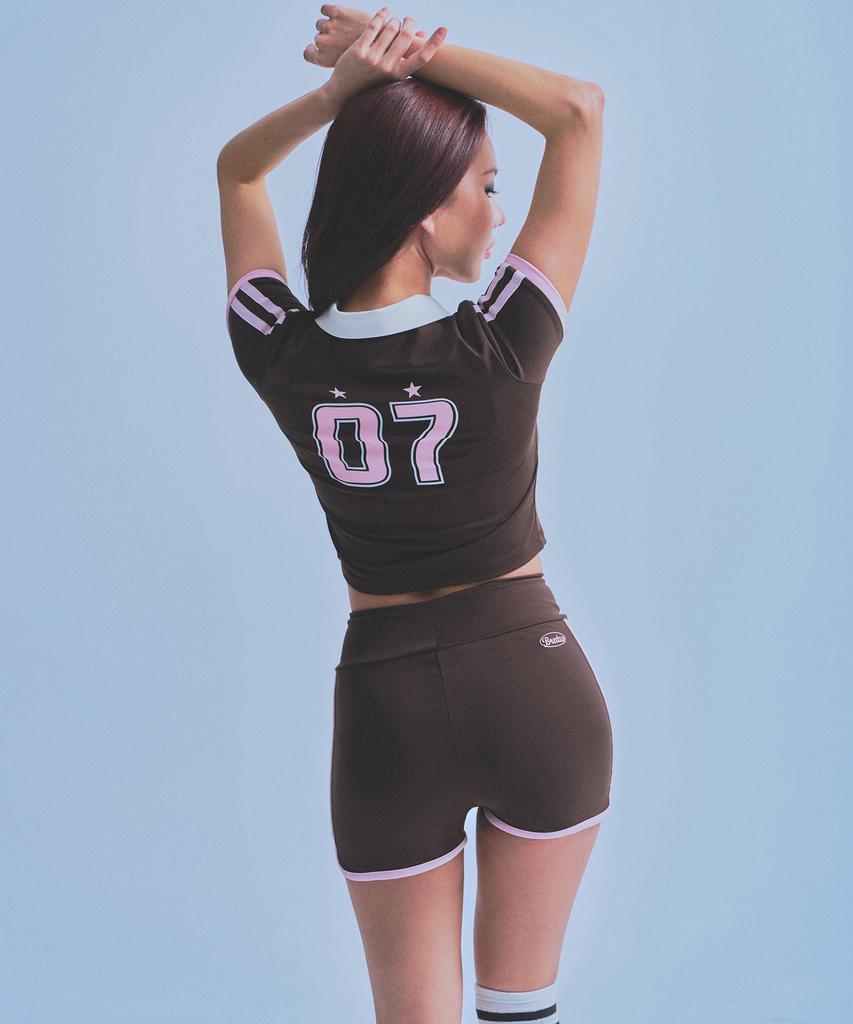 BORN TO WIN W Brntw Football Crop T-Shirts [Brown]