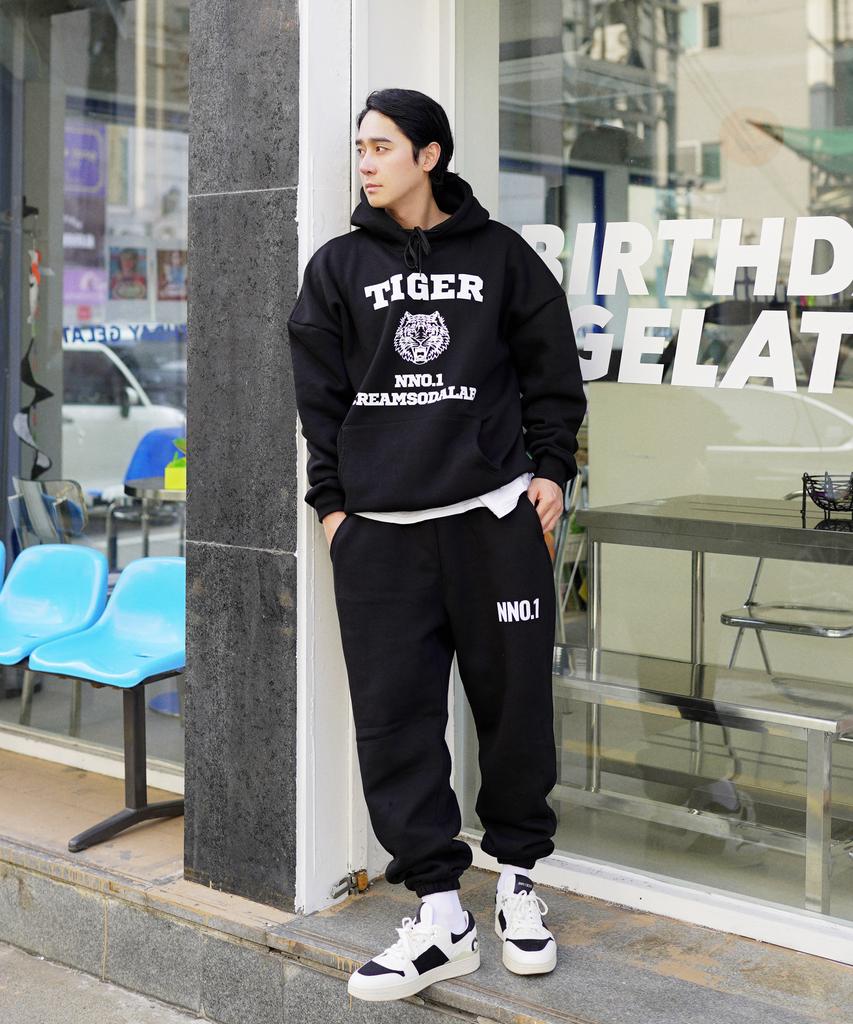 CREAM SODA LAB Nno1 Small Logo Training Pants Black