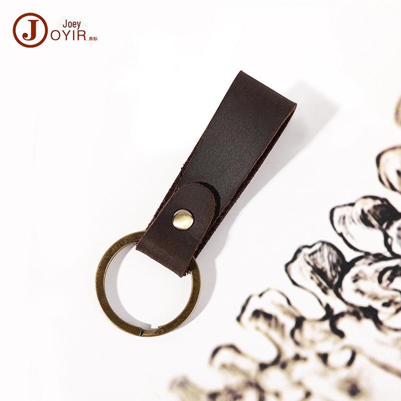 Брелок-подвеска из коровьей кожи в стиле ретро ручной работы - уникальный подарочный аксессуар для дома и автомобиля