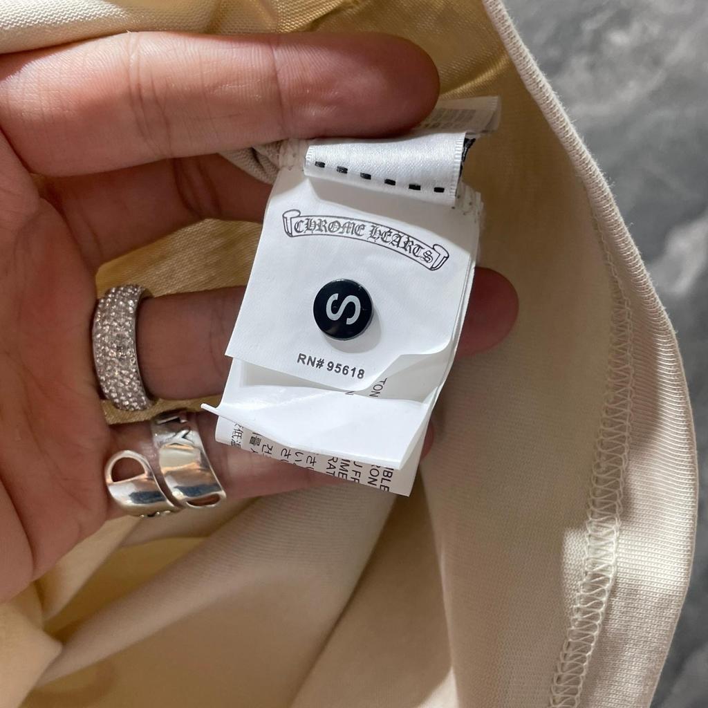 8737 CHROME HEARTS 2025 Летняя новая высококачественная хлопковая футболка с круглым вырезом, свободная, большого размера, для мужчин и женщин, футболка для пары