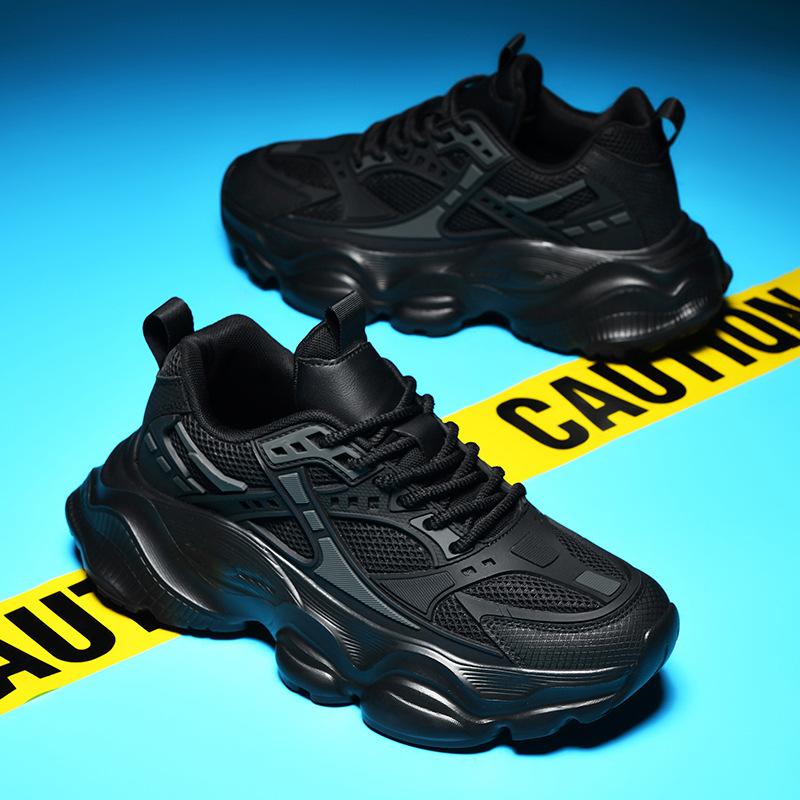 Men's Non-slip and Wear-resistant Sports Shoes Autumn Thick-soled Heightening Men's Shoes Versatile Casual Shoes Black Travel Shoes Dad Shoes