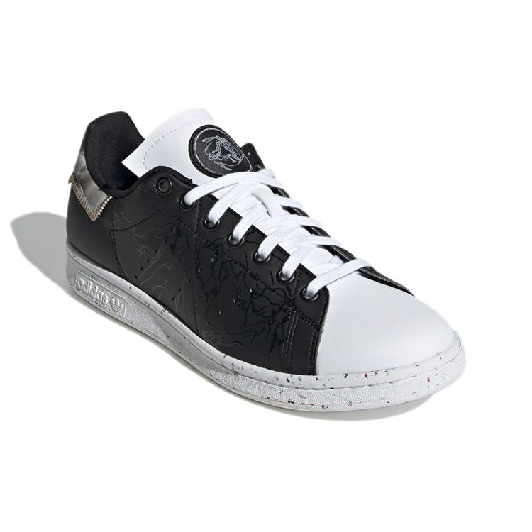 Yoshitoshi Kanemaki x adidas Stan Smith Черно-белые унисекс кроссовки Основной черный Обувь белый GY5347
