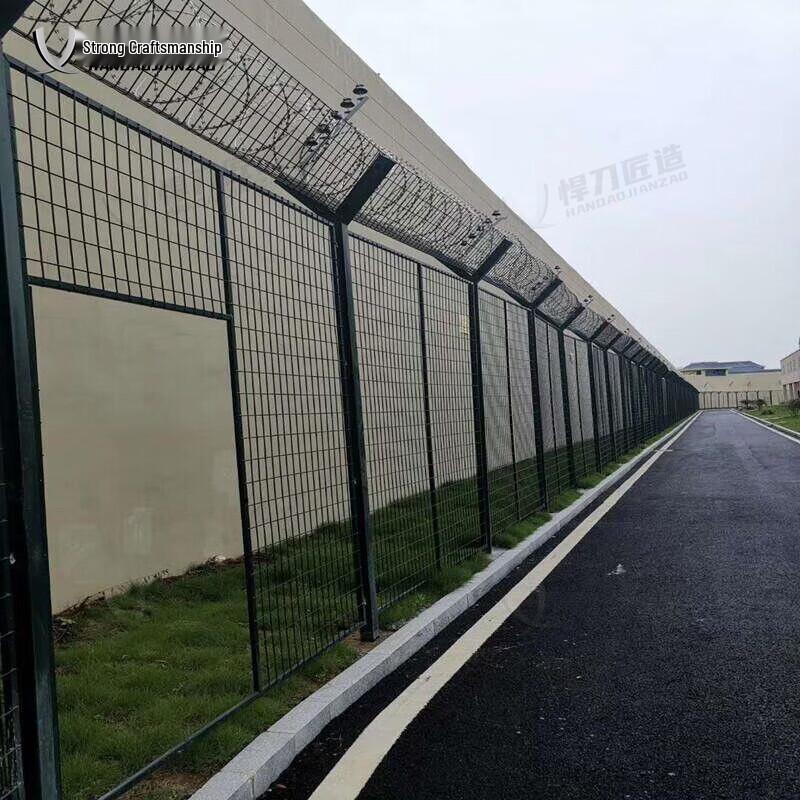 Airport Security Y-Post Fence with Barbed Wire