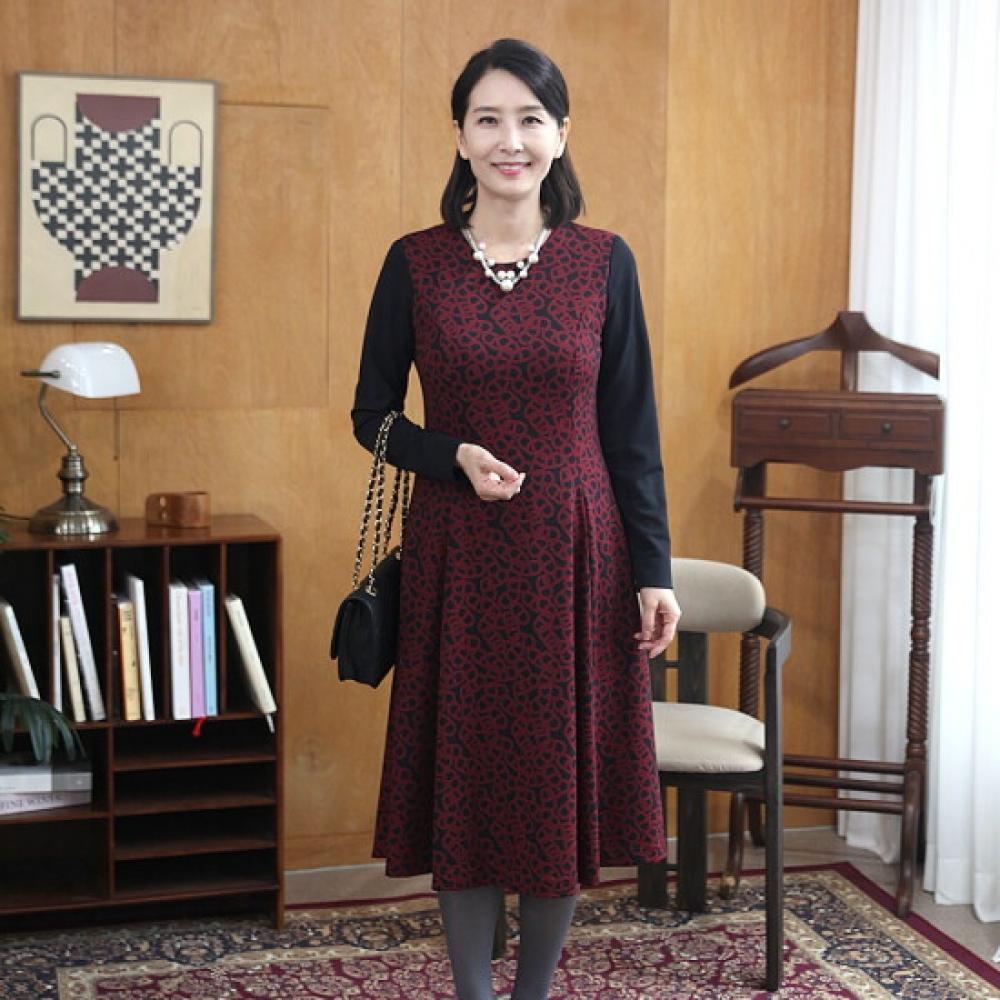 Shiz Madam Midi Dress Chain Print Color Block N2744