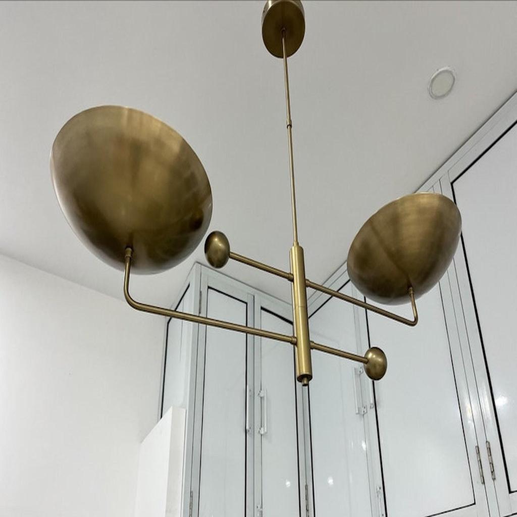 Люстра линейная 2-х ламповая изогнутая подвесная люстра Sputnik середины века светильник современный необработанный латунный