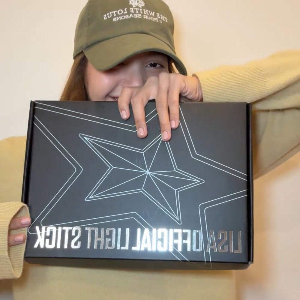 ОФИЦИАЛЬНЫЙ ЛАЙТСТИК LISA BLACKPINK