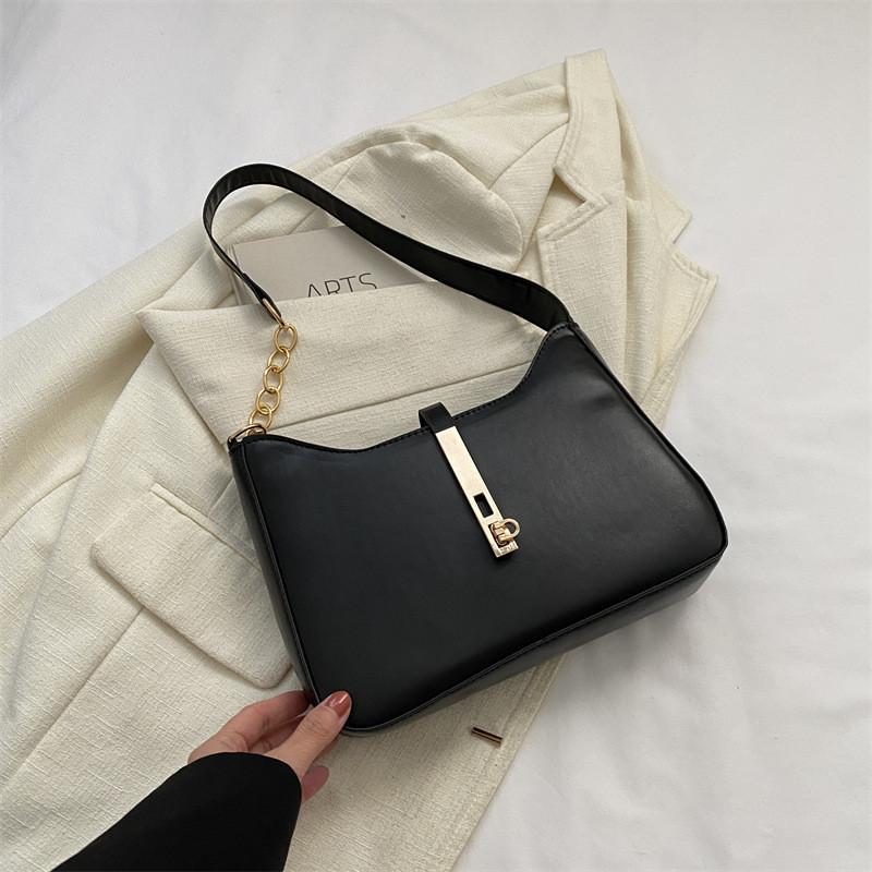 Stylish Korean Pu Shoulder Bag Trendy Fashionable Underarm Bag For Women