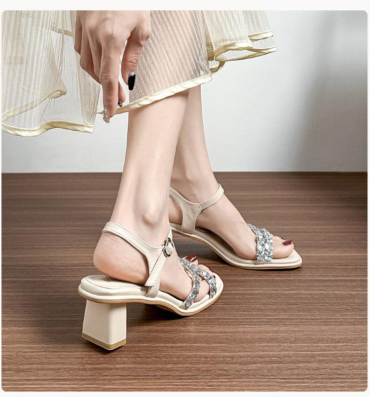 Новые женские сандалии из французского хрусталя 2025 года на высоком каблуке и с квадратным носком