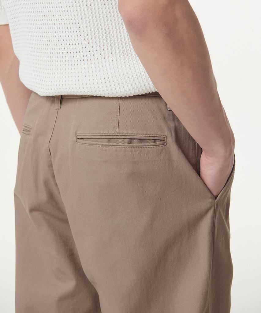 MUSINSA STANDARD One-Pleat Regular Fit Chino Pants [Mocha Beige]
