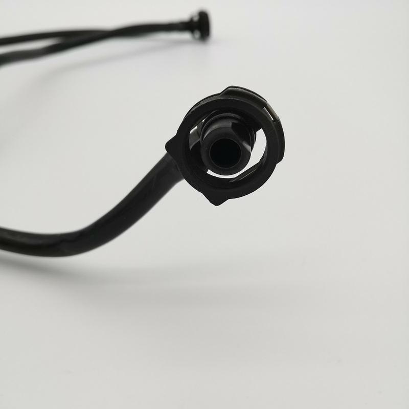2465010325 Radiator Overflow Hose Pipe for Benz W246 CLA250 14-18 CLA Class 180 220 250 W176 Vent Line A2465010325