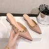 Туфли-лодочки с заклепками, женские, на толстом каблуке, с острым носком, телесные, французские балетки, весна 2025, новинка, с открытыми боками, из лакированной кожи, с сумкой на носке, сандалии