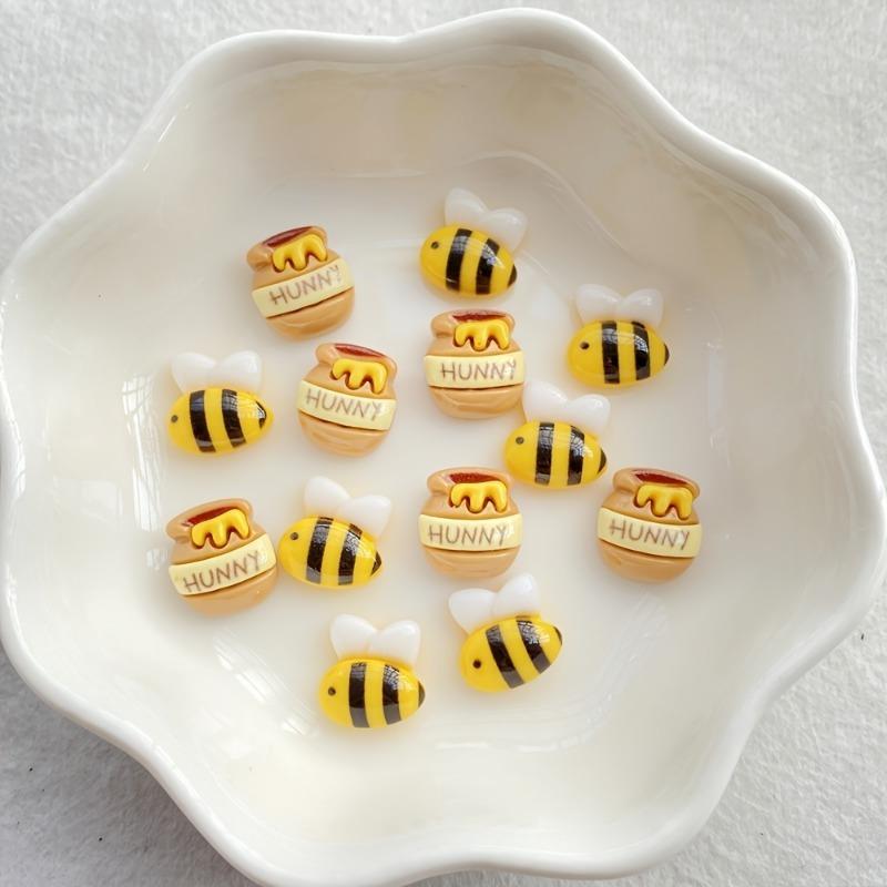 Cute Cartoon Bee Nail Art Accessories, DIY Nail Art Hand Drawn Flat Back / Scrapbook / Jewelry Making Decorations Accessories.