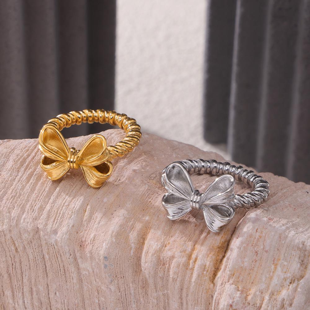 Элегантное кольцо-бантик «Императрица Цыси»: Роскошные позолоченные ювелирные изделия из титановой стали для женщин