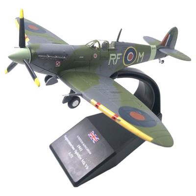 1:Литой самолет-истребитель Spitfire в масштабе 72