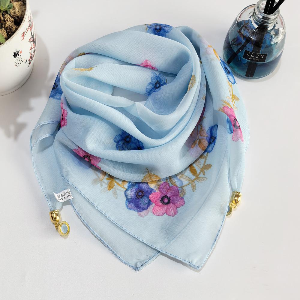 Fashionable Women's Triangular Chiffon Scarf for Neck Protection, Decorative Printed Magnetic Buckle Square Scarf, Versatile Breathable Sunscreen