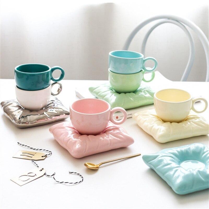 Скандинавская креативная керамическая кофейная чашка с набором блюдец, фарфоровая чайная чашка с ручкой, домашняя кружка для молока, офисная посуда для напитков