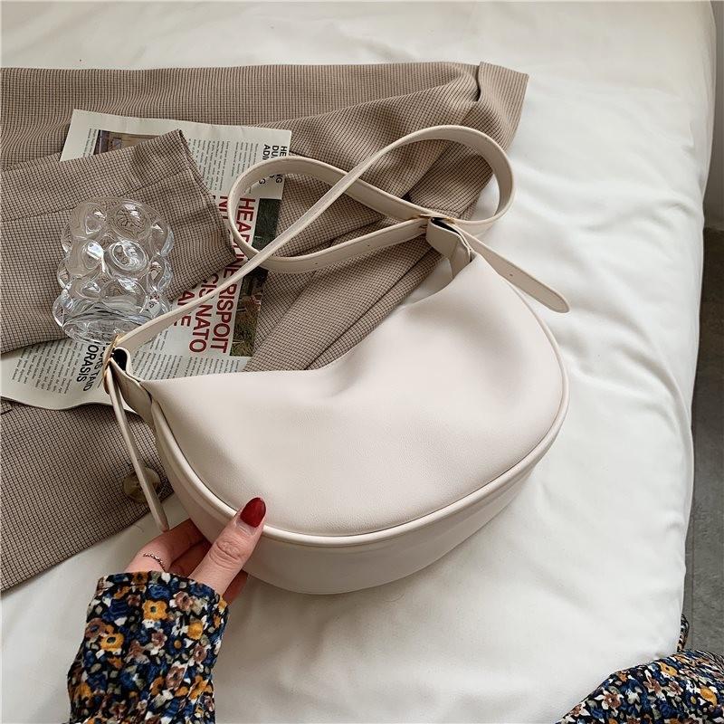 Chic Lightweight Small Shoulder Bag Perfect For Summer Casual Outings In Various Colors