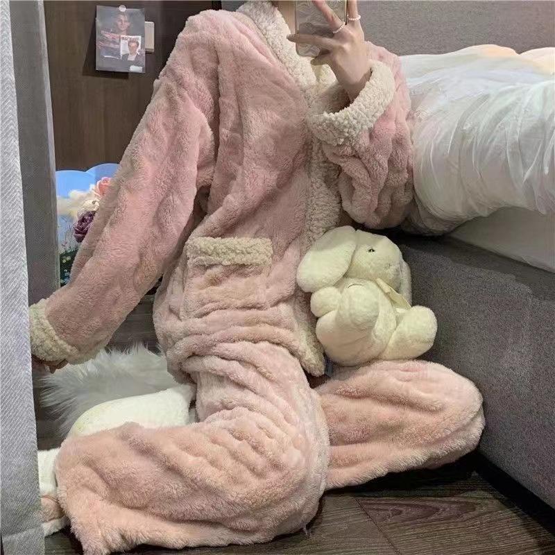 Women's Coral Fleece Pajama Set - Autumn/Winter Flannel Cardigan Style