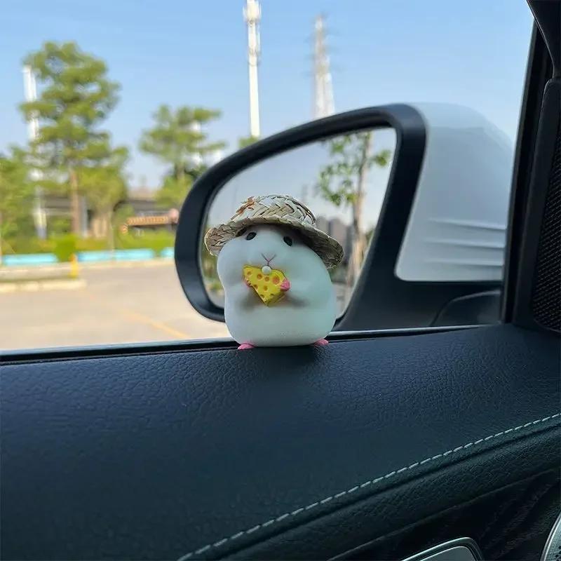 Car Interior Decoration Cartoon Animal Center Console Personalized Room Dining Table and Desk Decoration  Car Mounted Ornaments