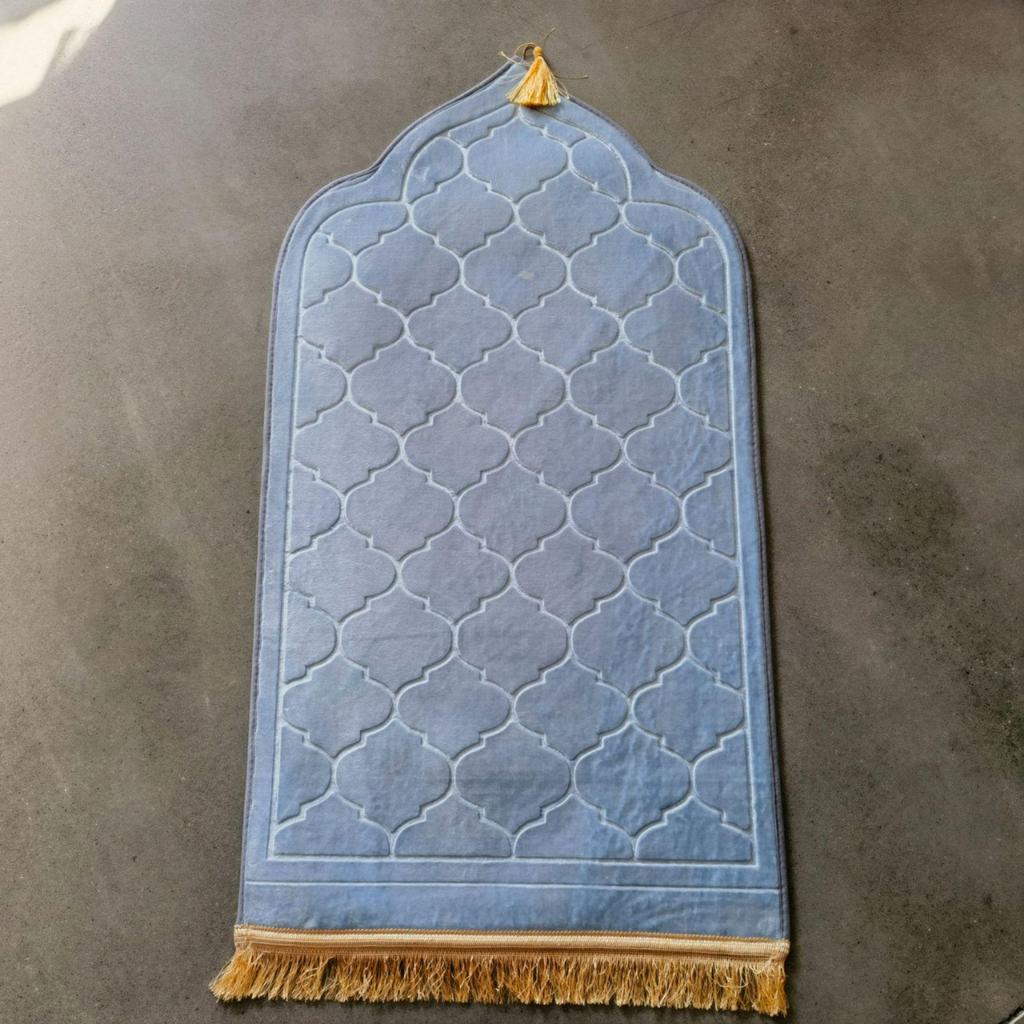 Cross-border Thick Raschel Prayer Mat with Irregular Embossed Design