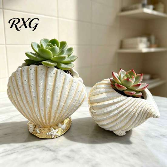 Coastal Home Decor Seashell Conch Succulents Planter, Resin Ocean-Themed Flower Pot with Drainage Hole, Waterproof Planter Beach Shell for Garden