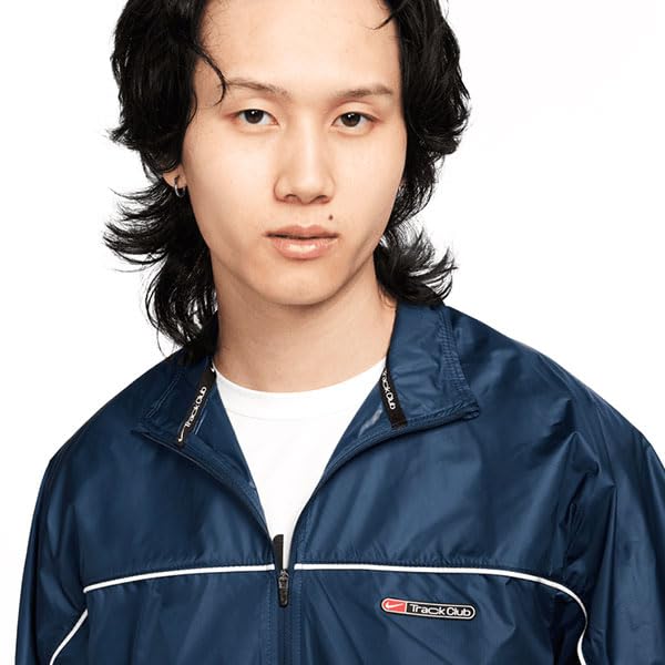 Nike Куртка мужская Track Club Running FB5516 410 Storm-FIT, темно-синяя, (Размер L)