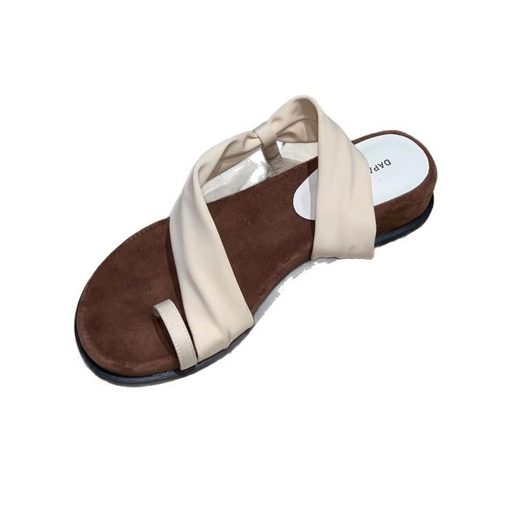 Мягкая подошва с юбкой темперамент фея стиль модные сандалии летняя обувь 2025 нежные сандалии на плоской подошве с открытым носком прилив