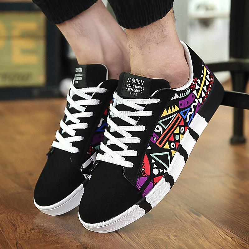 Fashion Summer Autumn Men Shoes Fashion Graffiti Men's Sneaker Lightweight Mens Casual Shoes Low Top Breathable Black Male Canvas Shoes