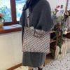 2025 Autumn and Winter New Fashion Trend Large Capacity Tote Bag Shoulder Bag Versatile Retro Exquisite