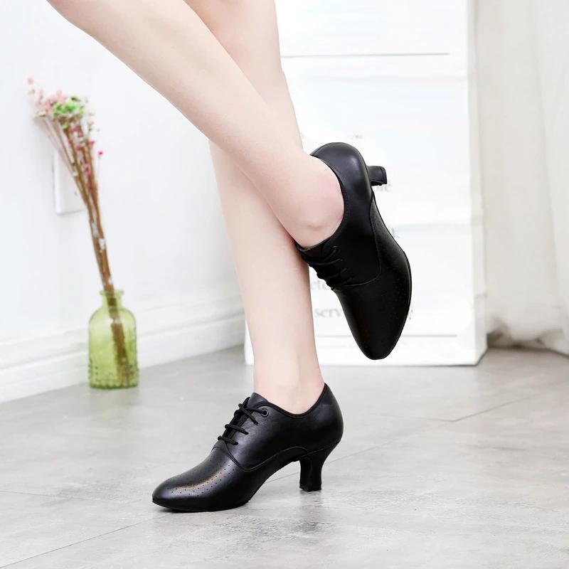  Women Genuine Leather Jazz Dance Shoes Latin Salsa Ballroom Shoes Soft Breath Woman Practice Dancing Shoes Ladies Sneaker