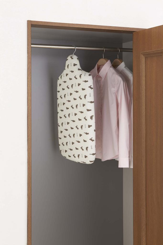 Yamazaki Jitsugyo Lightweight Humanoid Ironing Board with Hook Neko Press White Approx. 69X37X20cm Storage in Closet Steel Mesh Structure 2642