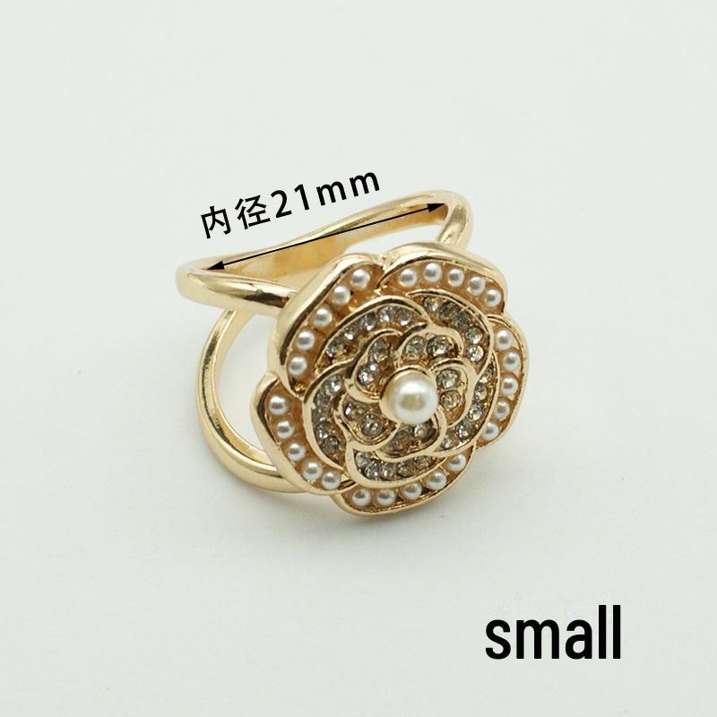 «Шарф и пряжка для пальто из жемчужного шелка — высококачественный корейский аксессуар двойного назначения»