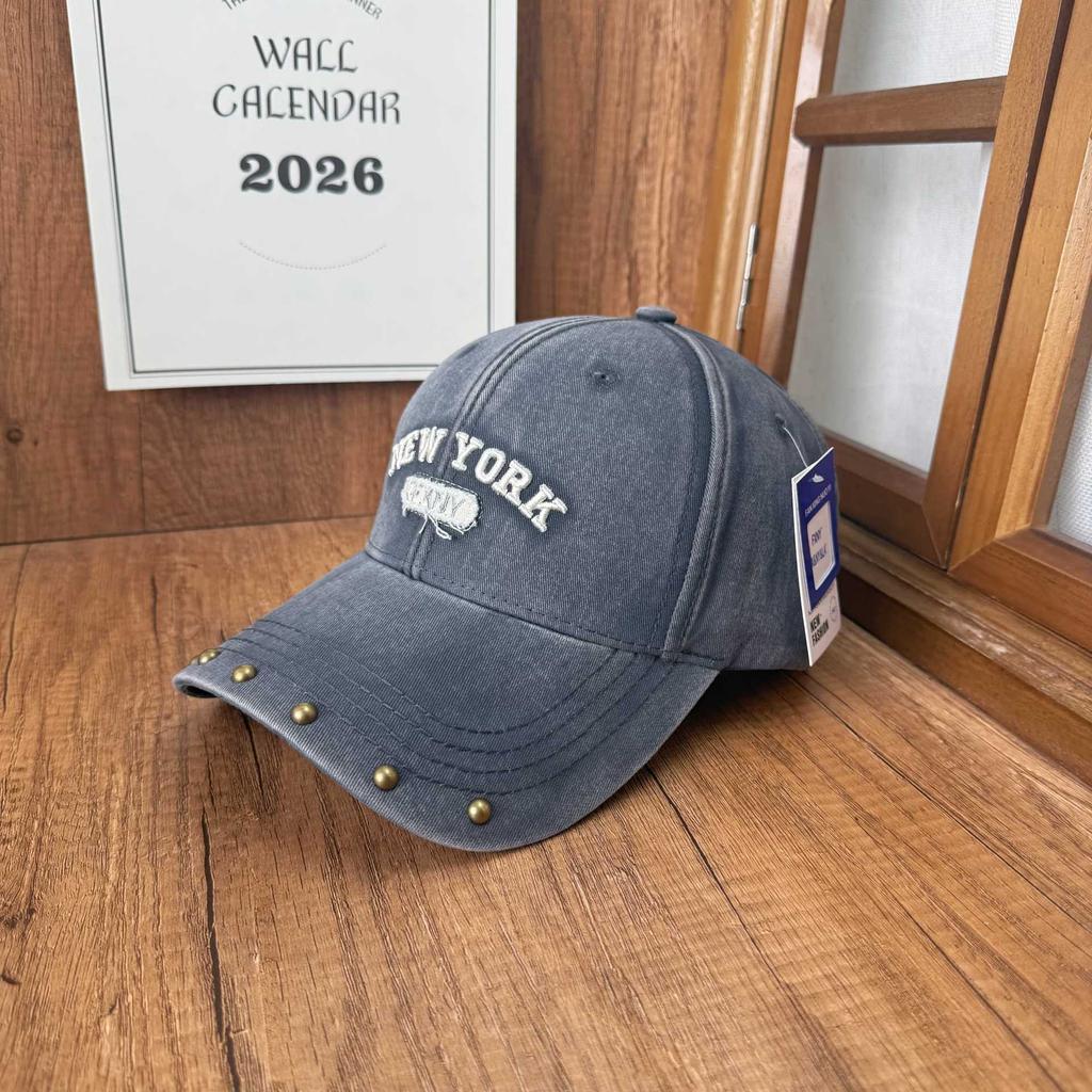 New couple hard top cap, rivet embroidery, washed and old men's and women's faces, small baseball caps trendy