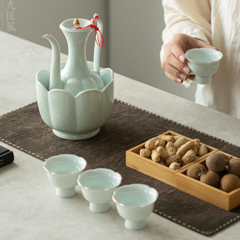 Vintage Chinese Wine Warmer Ceramic Wine Set for Home Liquor Serving