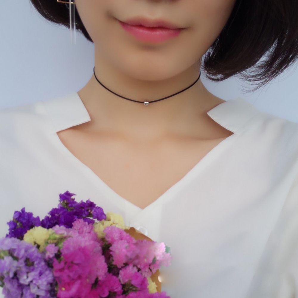 Rope Metal Velvet Pendant Little Ball Neck Leather Chain Women Short Necklace Bead Black Choker