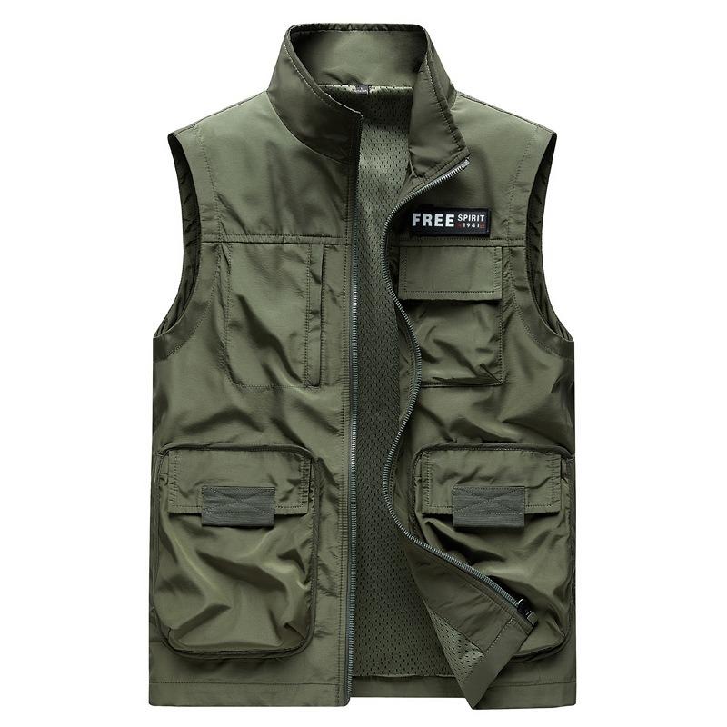 Loose Large Size Multi Pocket Casual Vest Mens Fashion Sleeveless Outerwear Top for Spring Autumn Daily Wear Outing